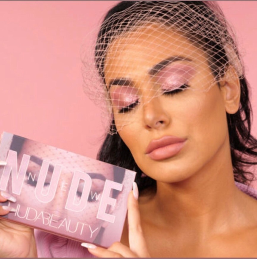 Social The New Nude Eyeshadow Palette