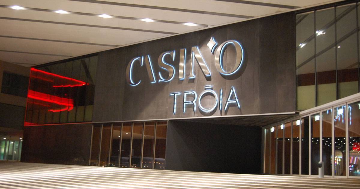 Lugar Casino troia