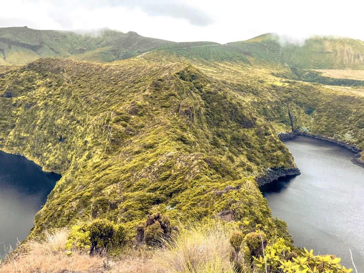 Lugar Miradouro Lagoa Negra e Lagoa Comprida