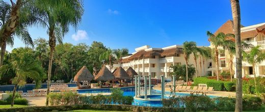 Lugar Hotel Grand Riviera Princess