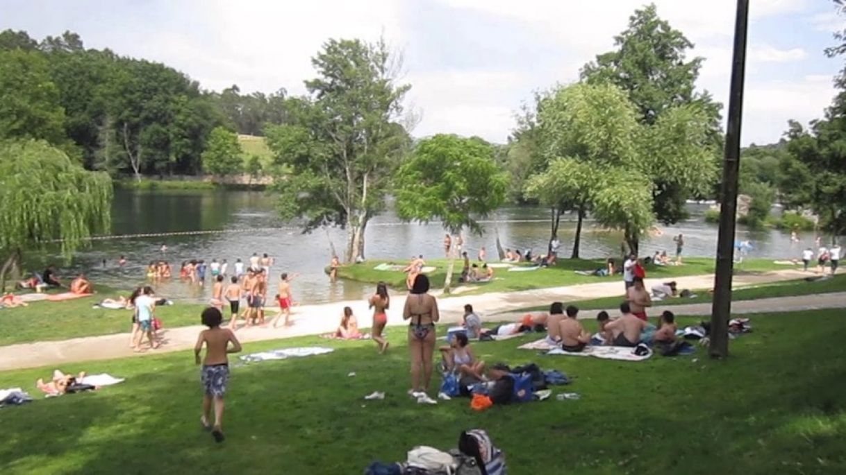 Place Praia fluvial de Adaúfe