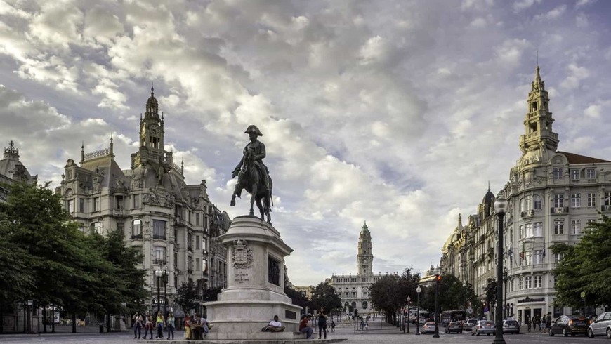 Avenida dos Aliados 