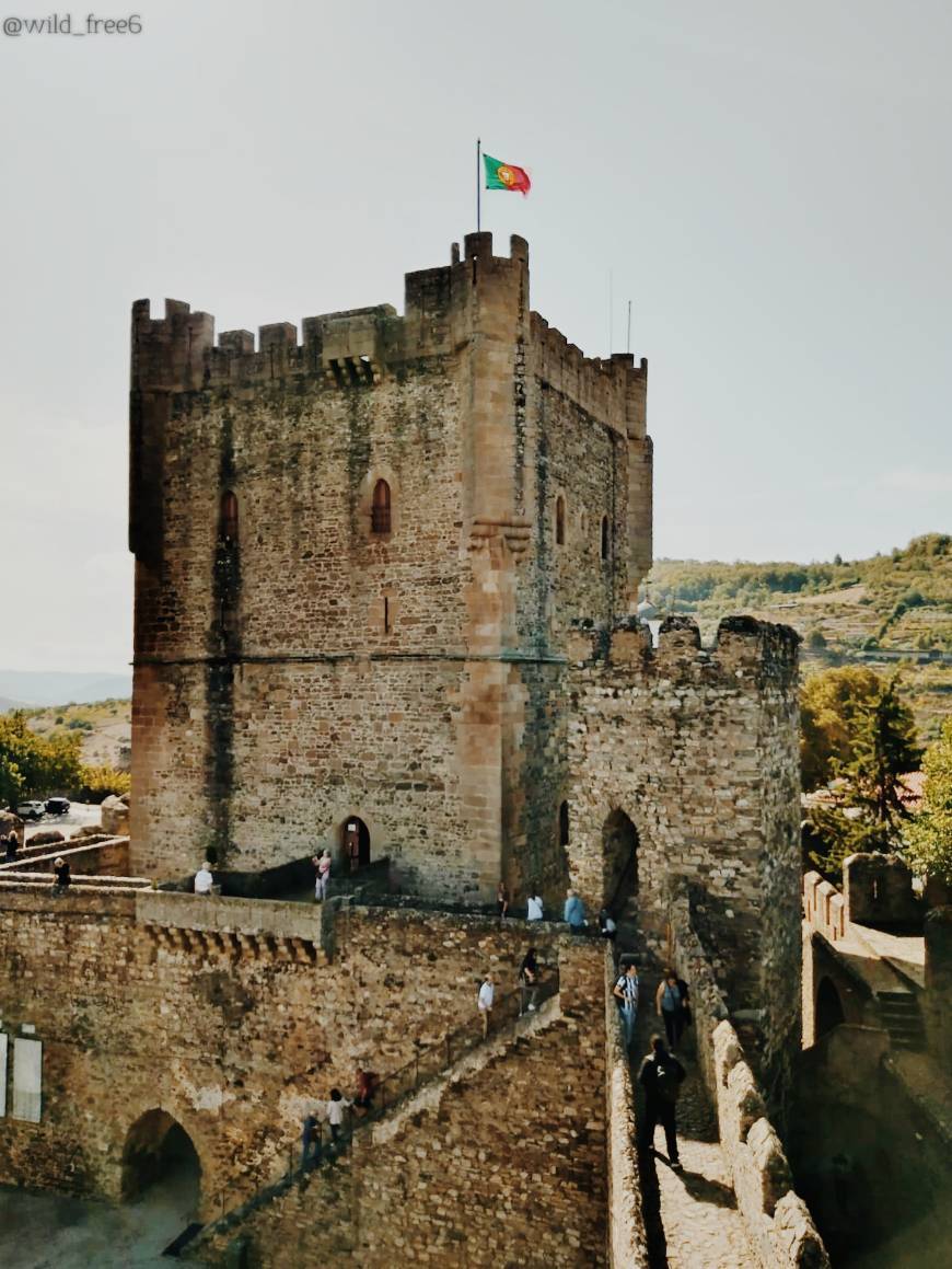 Place Castelo de Bragança