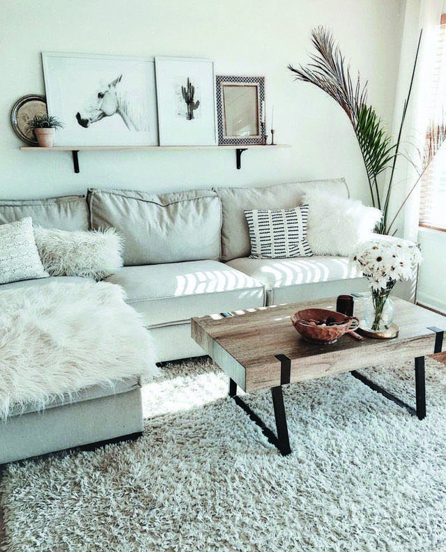 Moda White Living Room