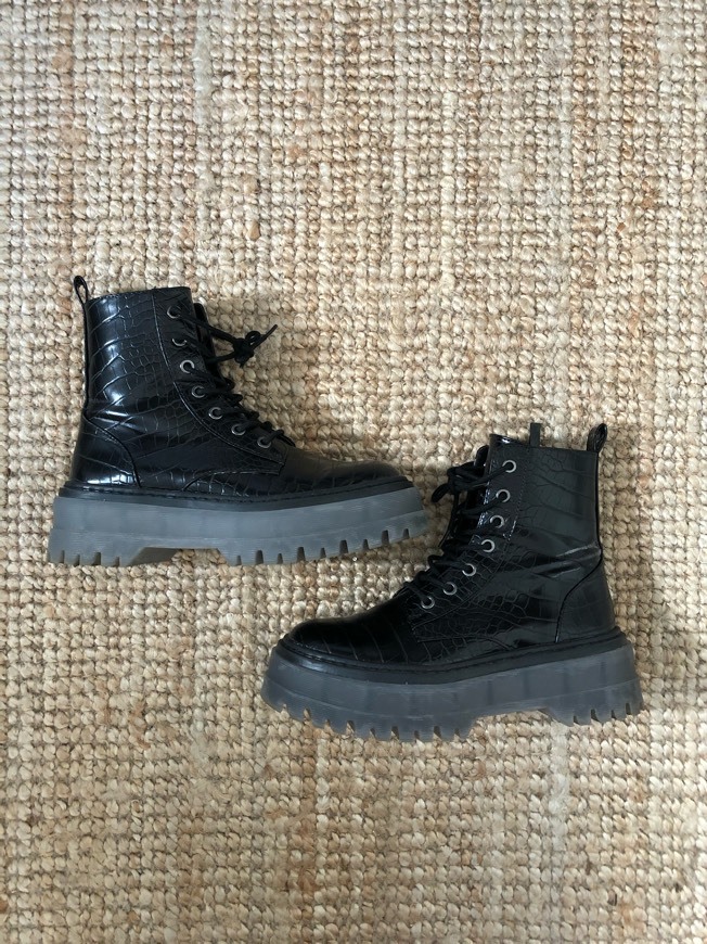 Botas Bershka 🖤🖤