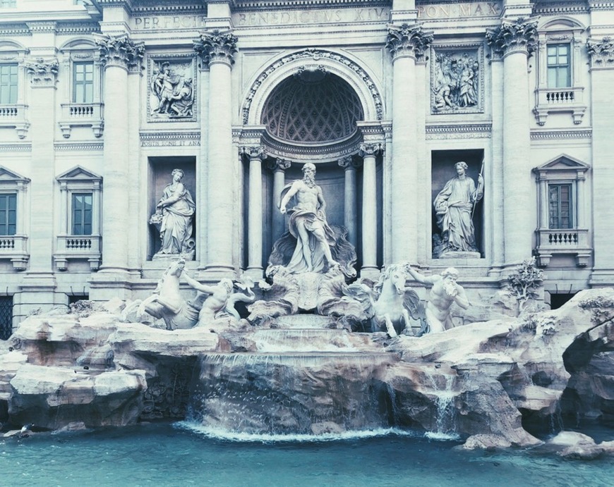 Lugar Fontana di Trevi