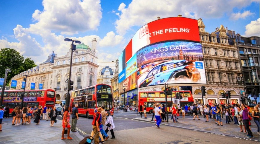 Lugar Piccadilly Circus