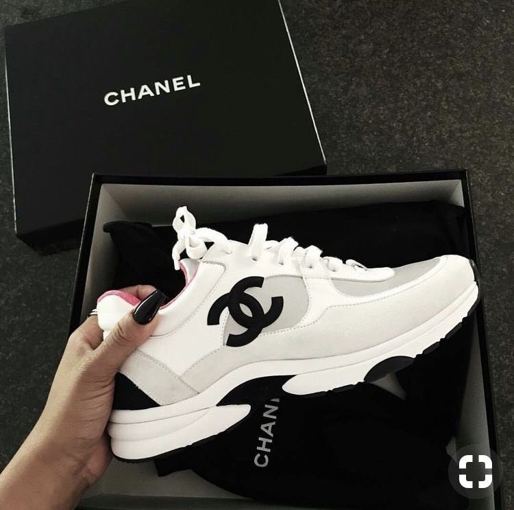 Product Chanel Sneakers