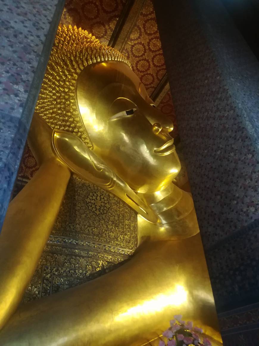 Lugar Wat Pho (Reclining Budha Statue)