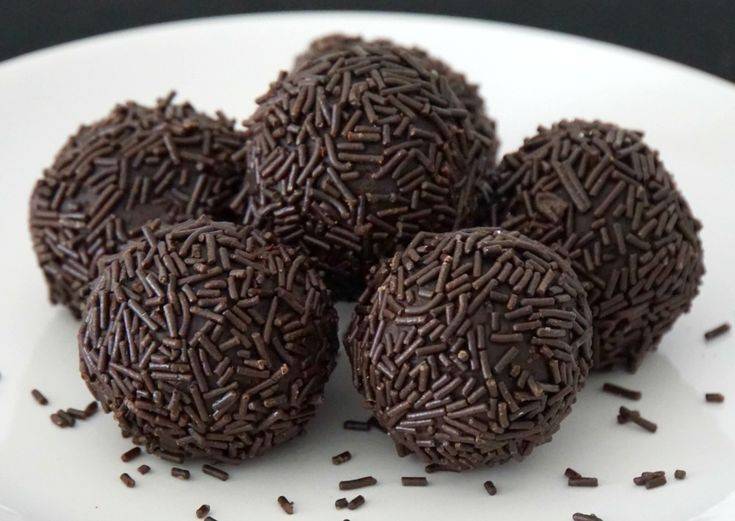 Fashion Brigadeiros 