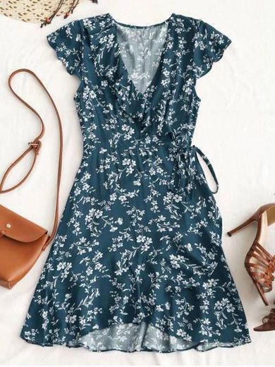 Vestido azul com flores