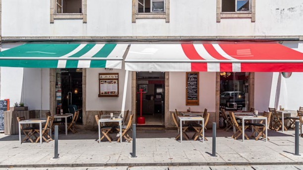 Restaurantes La Piola
