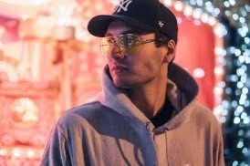 Social Daniel Schiffer