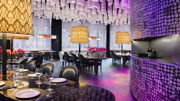 Restaurantes B Lounge