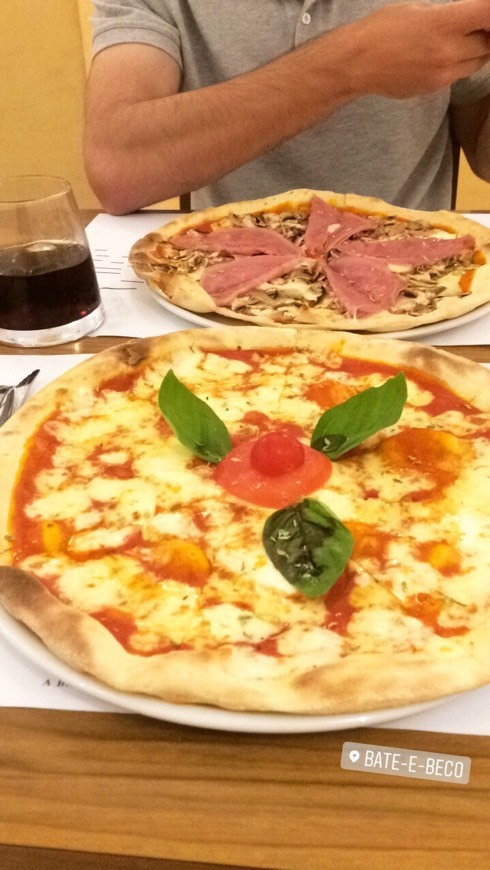 Restaurants Pizzaria Bate e Beco