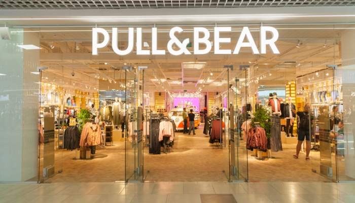 Lugar Pull & Bear