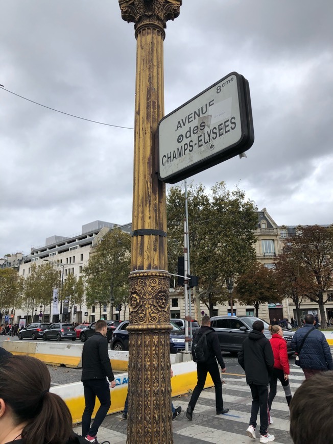 Lugar Avenue des Champs-Élysées