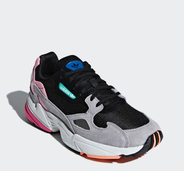 Product Adidas Falcon