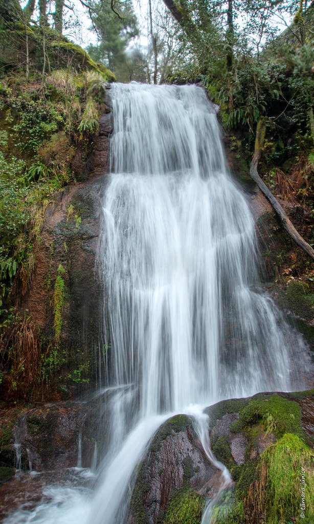 Lugares Cascata da Laja