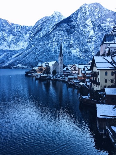 Classic Village Viewpoint / Postcard Angle