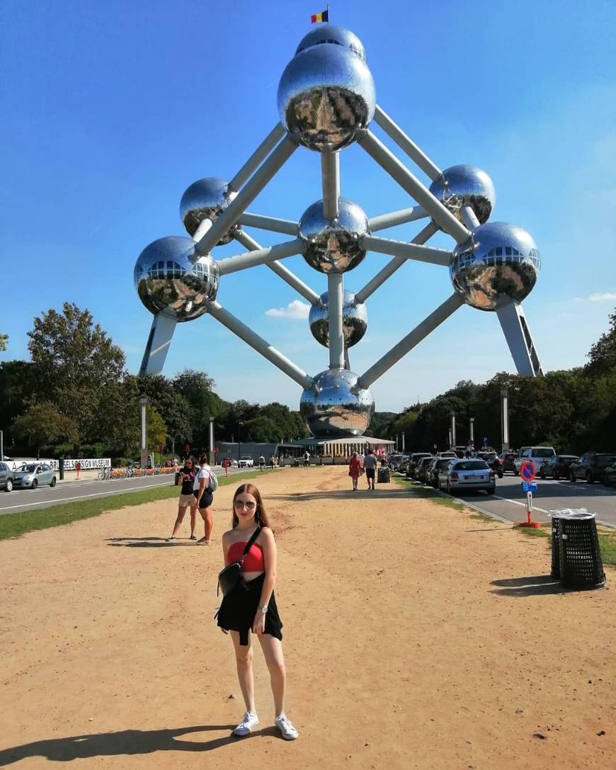 Place Atomium