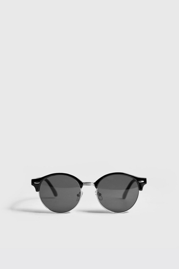 Moda Round Lens Retro Sunglasses | boohooMAN