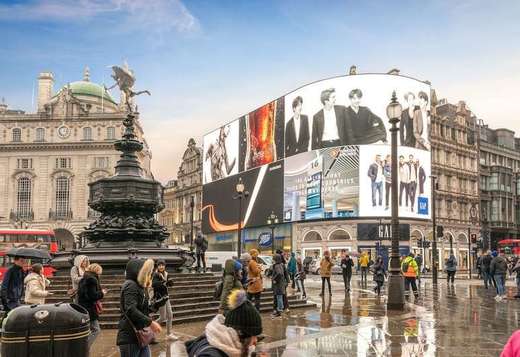 Piccadilly Circus