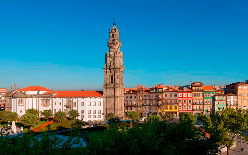 Lugar Igreja e Torre dos Clérigos 