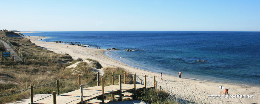 Places Praia da Amorosa