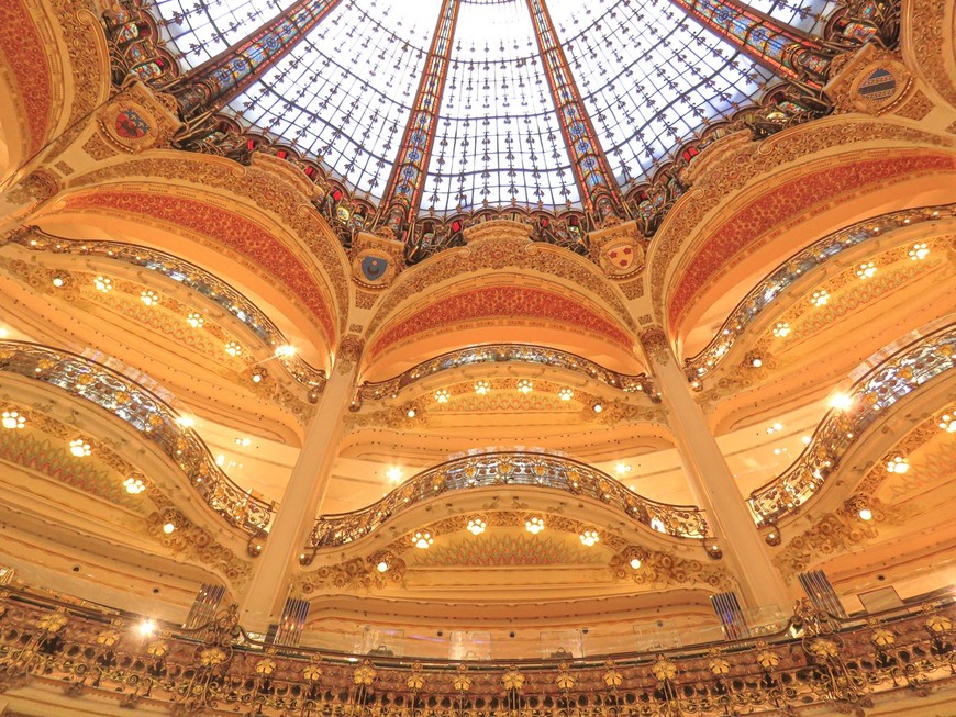 Places Galeries Lafayette Voyages