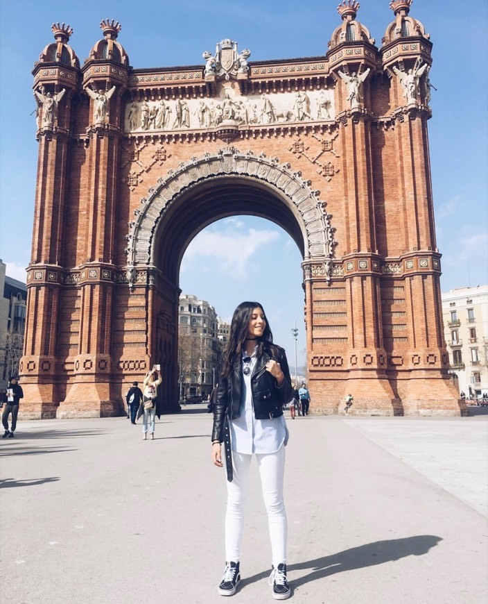 Lugar Arc de Triomf