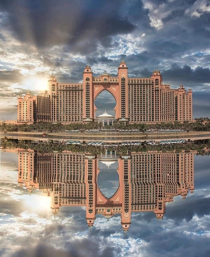 Atlantis Hotel 