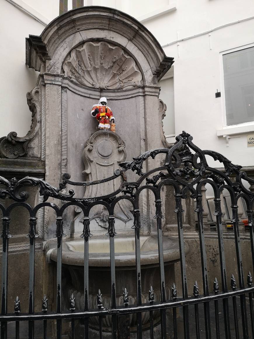 Lugar Manneken Pis