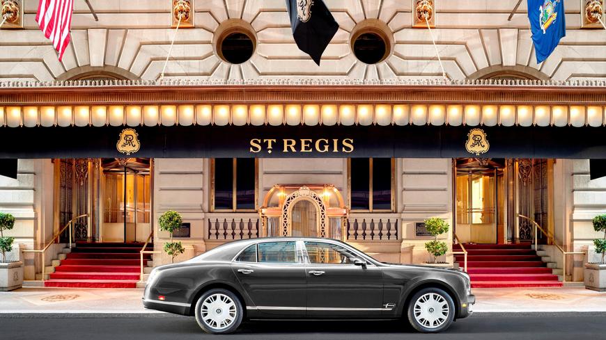 Lugar St. Regis Hotel