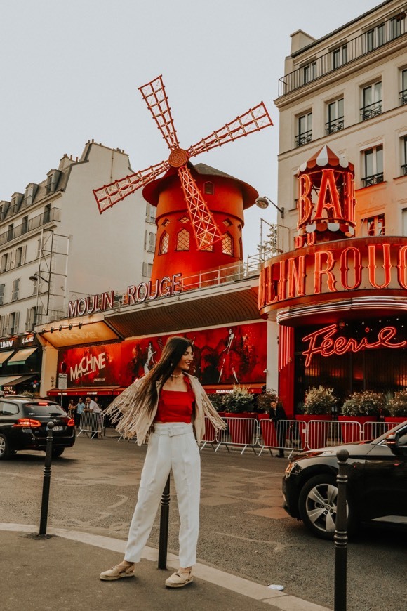 Lugar Moulin Rouge