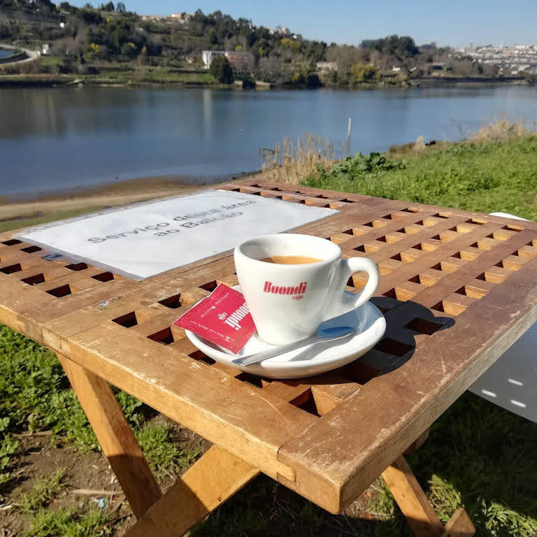 Place O Cantinho da Helena