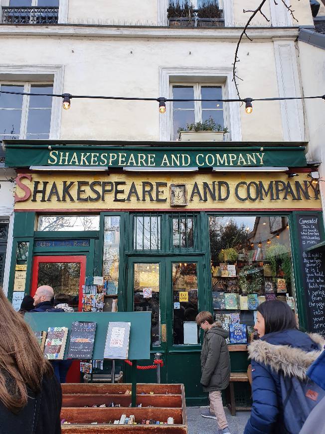 Place Shakespeare & Company