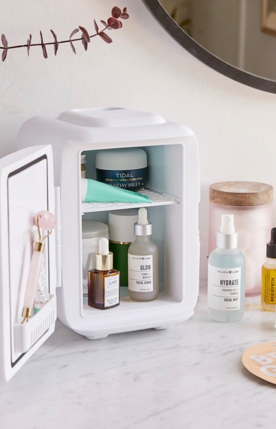 Product Mini Beauty Refrigerator 