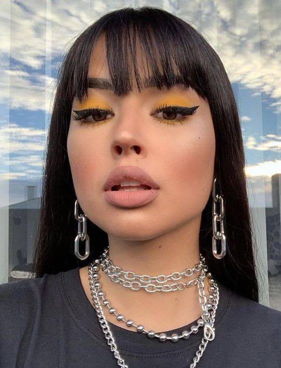 Fashion Soft yellow makeup