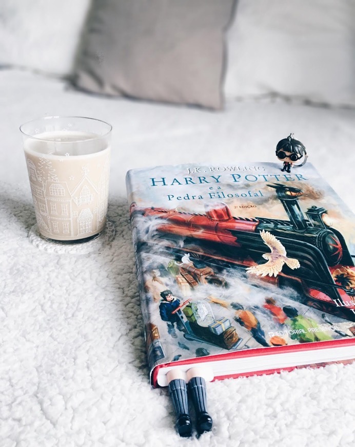 Book Harry Potter e a Pedra Filosofal