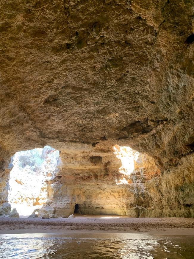 Place Benagil Caves