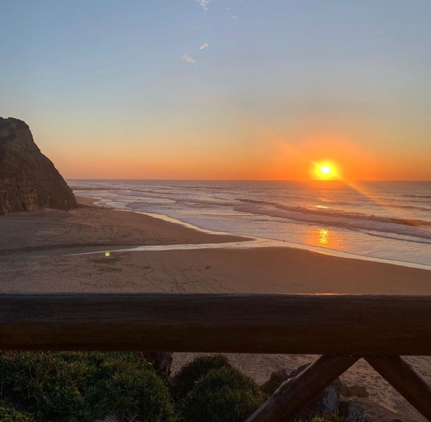 Place São Julião beach