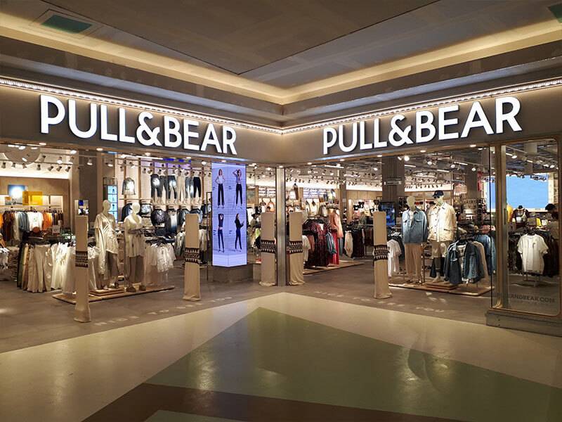 Product Pull and Bear