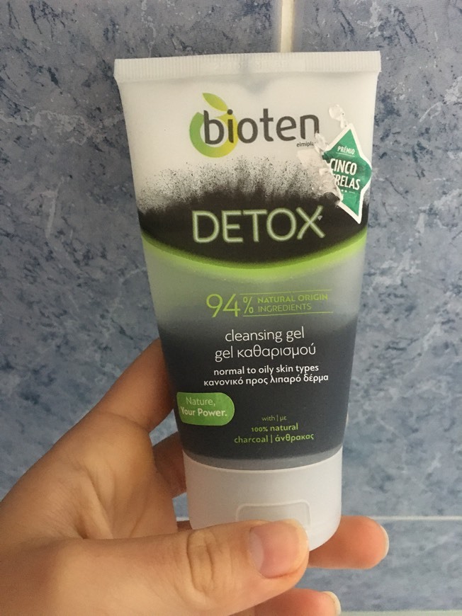 Social DETOX Face Cleansing Gel 150ml normal to oily skin