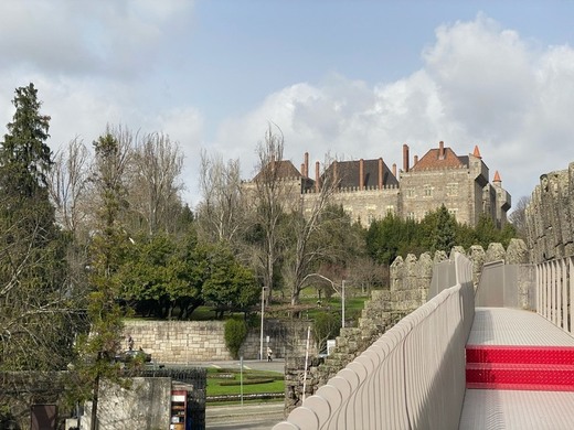 Muralha de Guimarães