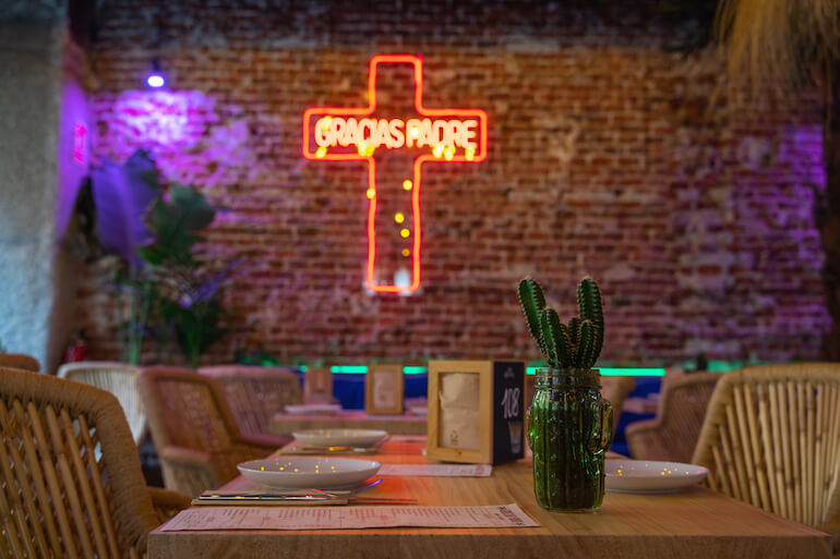 Restaurants Gracias Padre Jungle Club