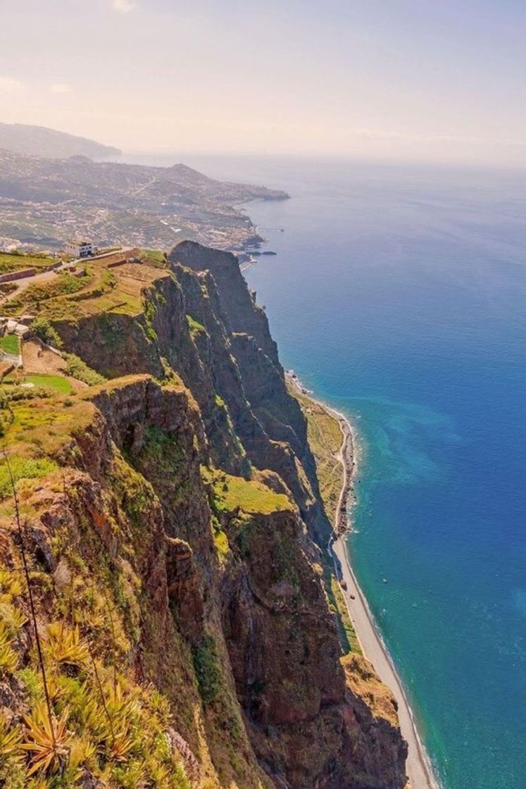 Place Cabo Girão