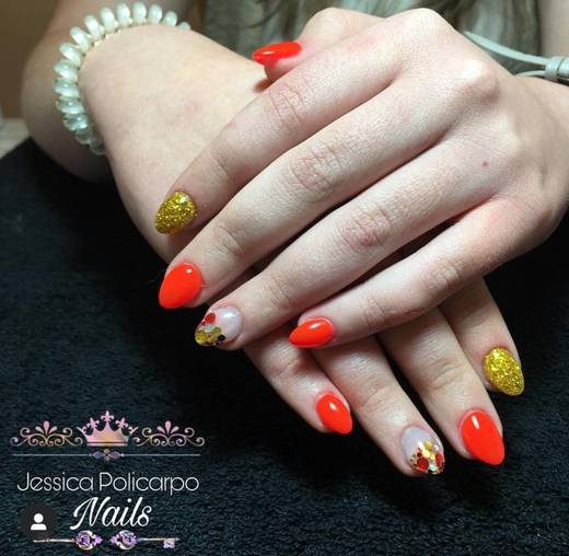 Jessica Policarpo nails 