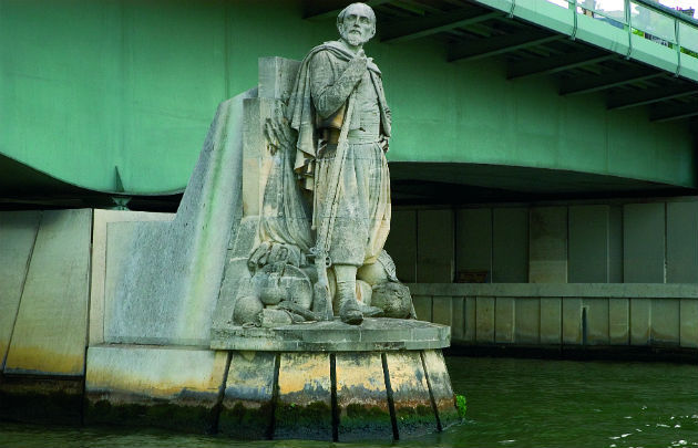 Place Pont de l'Alma