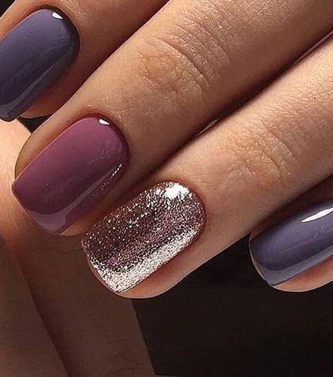 Social Nails